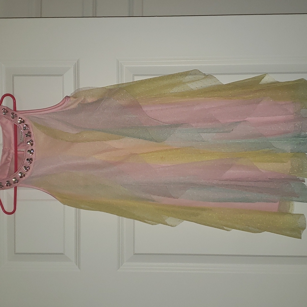 Beautiful rainbow dress size 8, like new